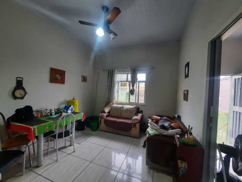 Casa à venda com 1 quarto, 42m² - Foto 3