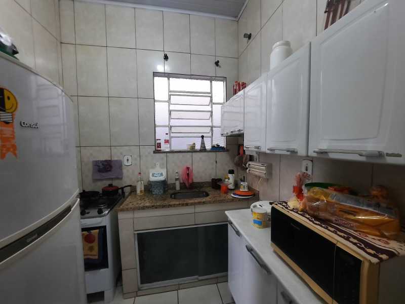 Casa à venda com 1 quarto, 42m² - Foto 11