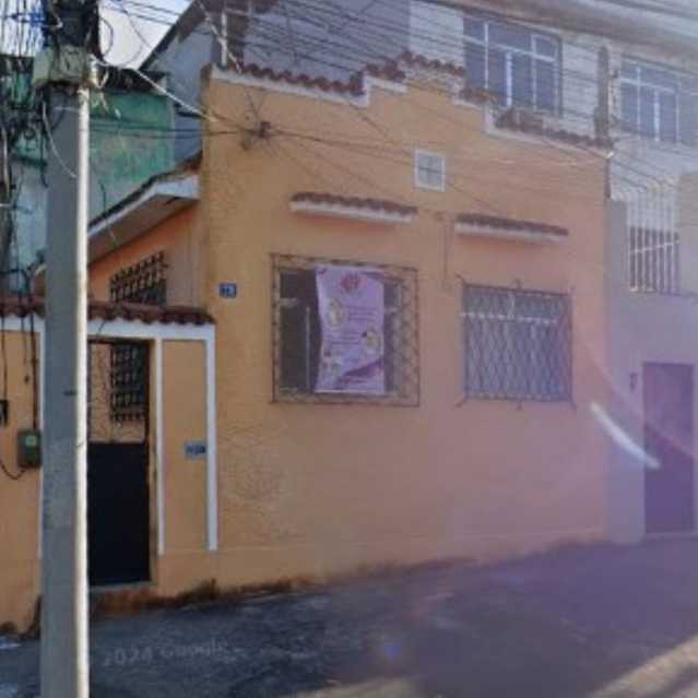 Casa à venda com 2 quartos, 60m² - Foto 1