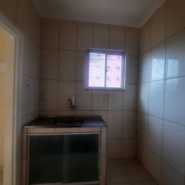 Casa à venda com 2 quartos, 60m² - Foto 12