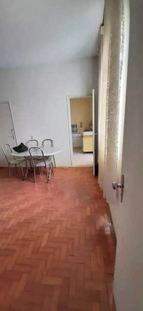 Apartamento à venda com 2 quartos, 74m² - Foto 4