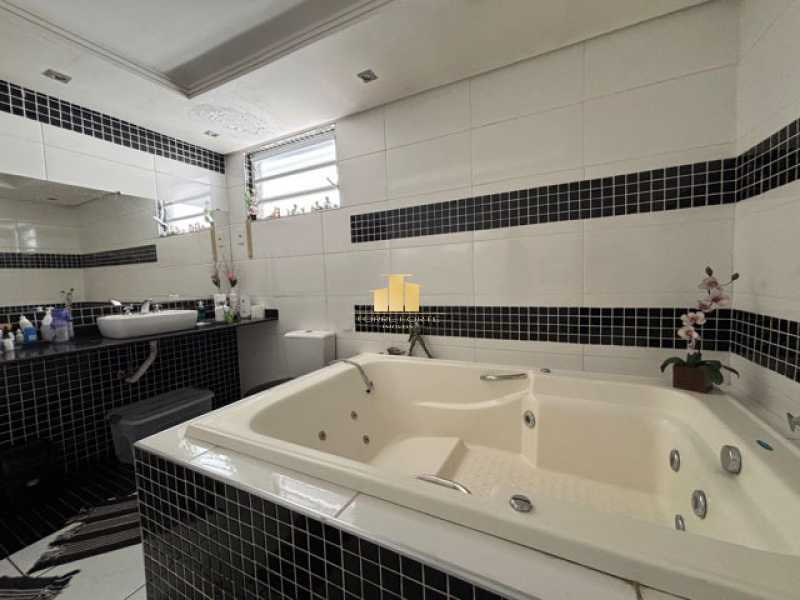 Casa, 3 quartos, 250 m² - Foto 15