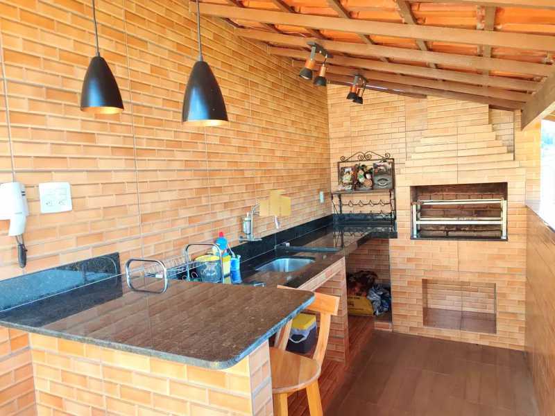 Casa de Condomínio à venda com 5 quartos, 235m² - Foto 10