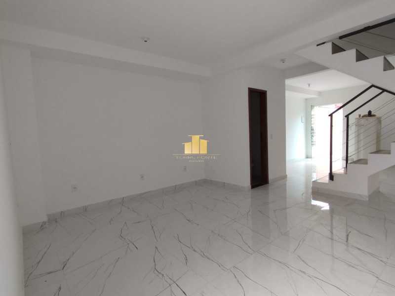 Casa à venda com 2 quartos, 100m² - Foto 7
