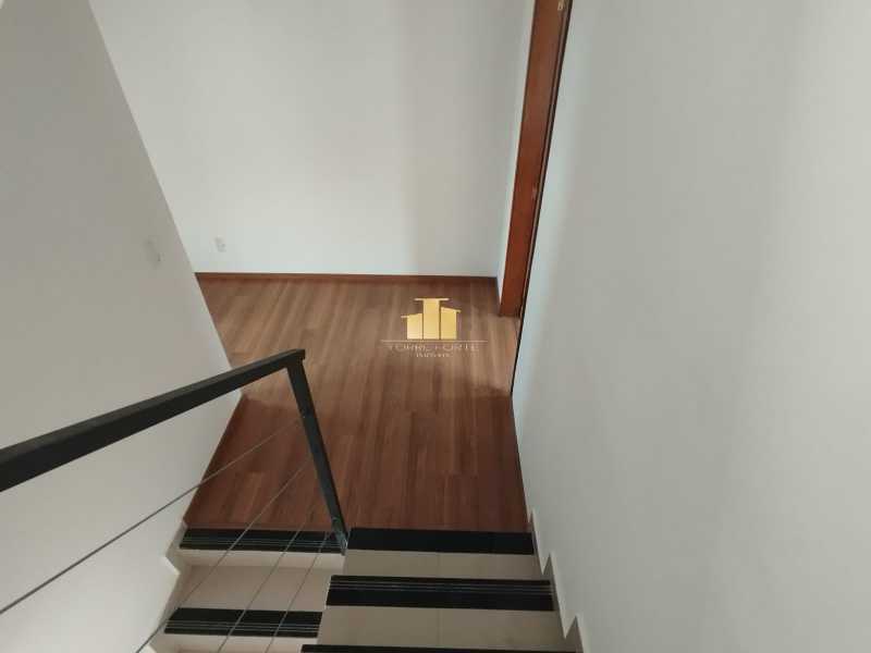 Casa à venda com 2 quartos, 100m² - Foto 11
