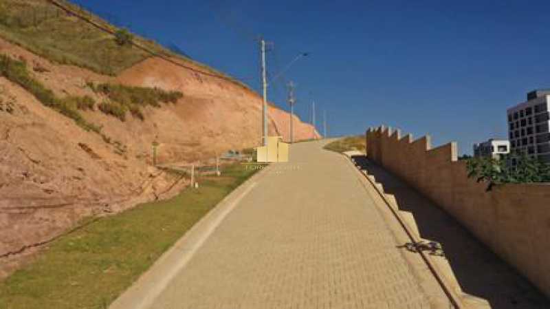 Terreno, 301 m² - Foto 2