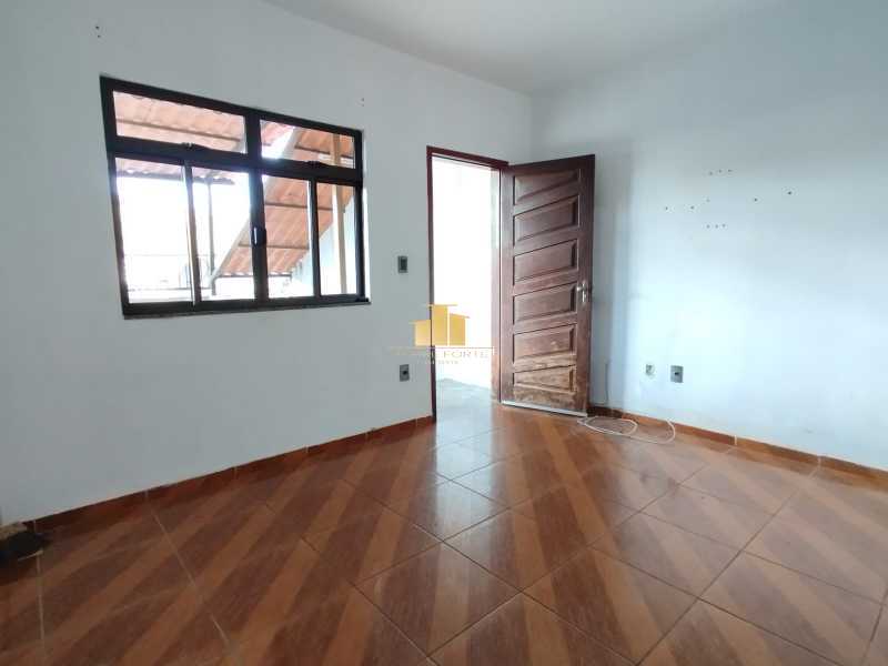 Casa à venda com 3 quartos, 110m² - Foto 7