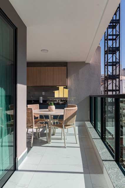 Apartamento, 3 quartos, 140 m² - Foto 4