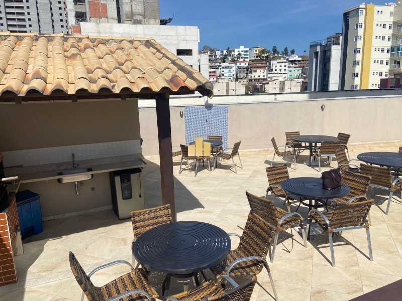Apartamento à venda com 3 quartos, 137m² - Foto 3