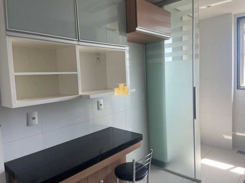 Apartamento à venda com 3 quartos, 137m² - Foto 29
