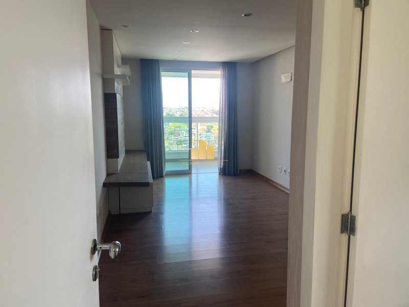 Apartamento à venda com 3 quartos, 137m² - Foto 7