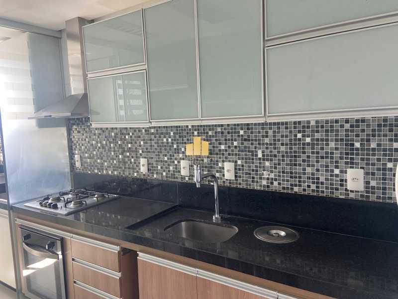 Apartamento à venda com 3 quartos, 137m² - Foto 28