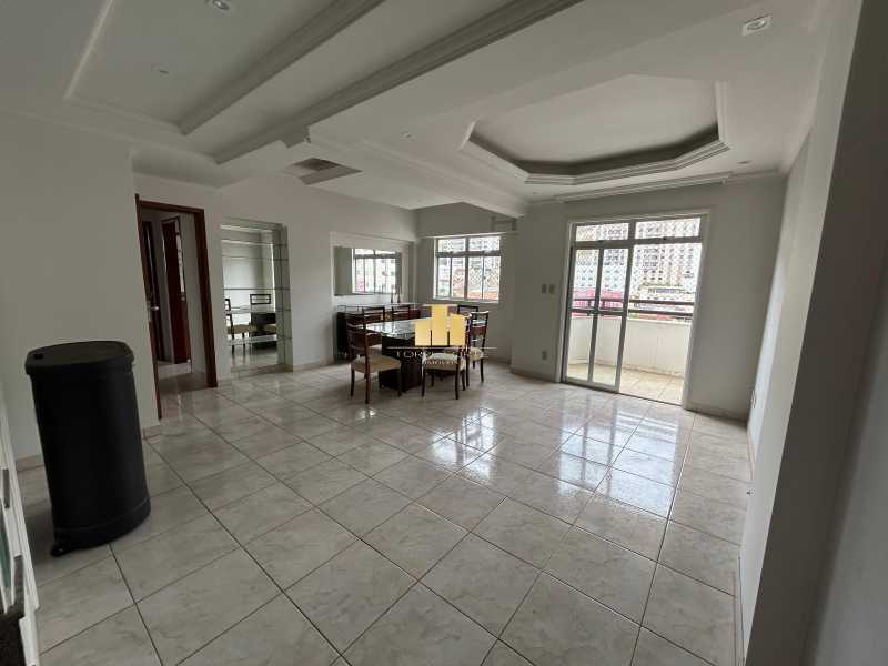 Cobertura, 3 quartos, 200 m² - Foto 3