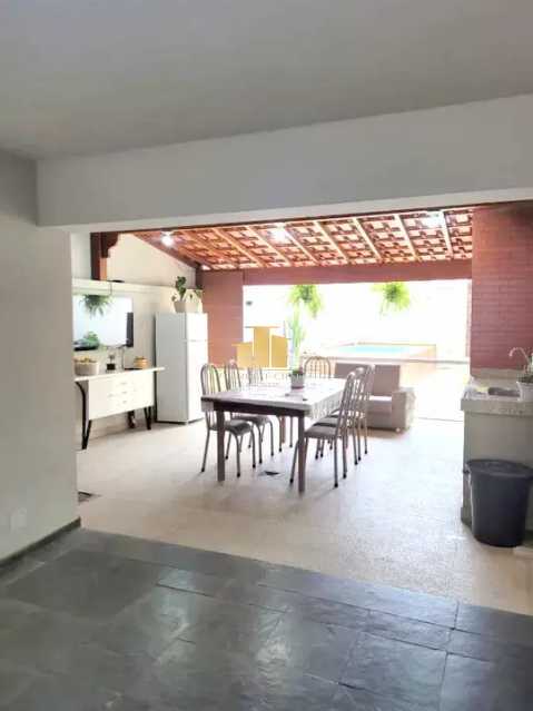 Casa, 5 quartos, 300 m² - Foto 13