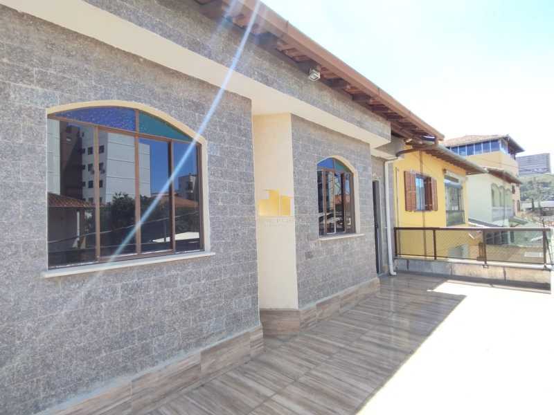 Casa, 4 quartos, 188 m² - Foto 1