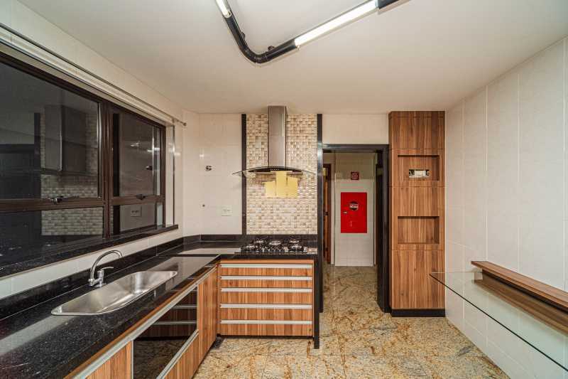 Apartamento, 4 quartos, 249 m² - Foto 14