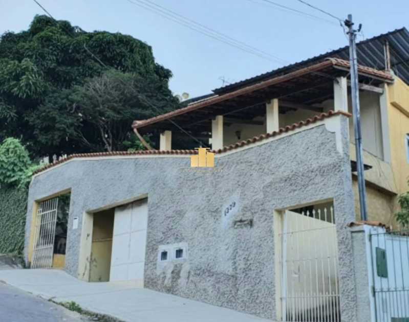 Casa, 3 quartos, 302 m² - Foto 1