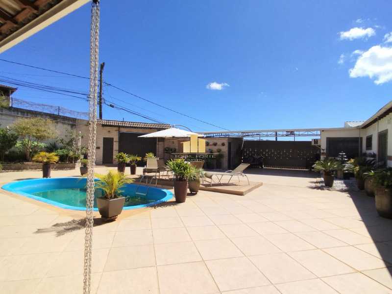 Casa, 3 quartos, 233 m² - Foto 2