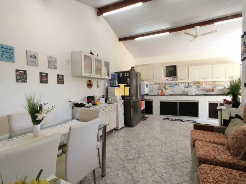 Casa, 3 quartos, 233 m² - Foto 24