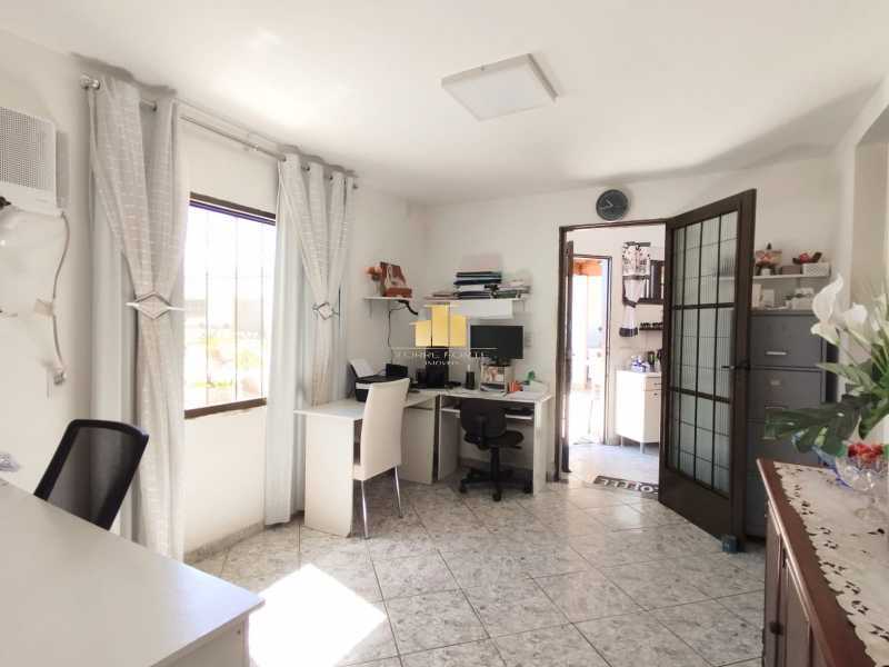 Casa, 3 quartos, 233 m² - Foto 17