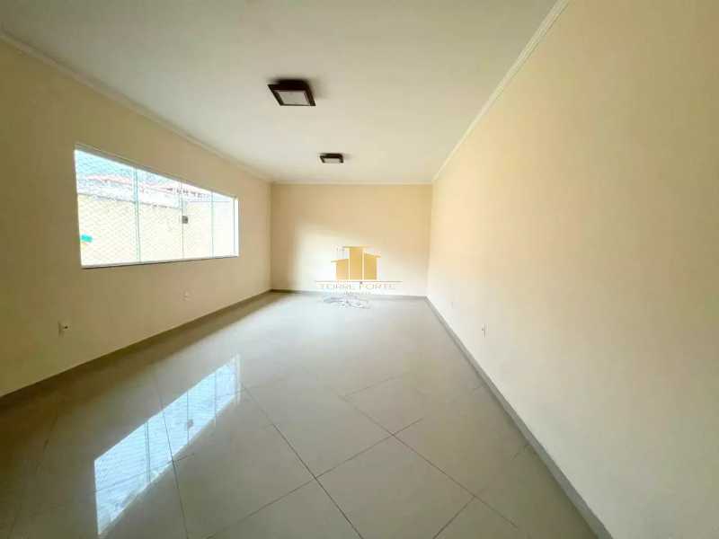 Casa, 4 quartos, 220 m² - Foto 4