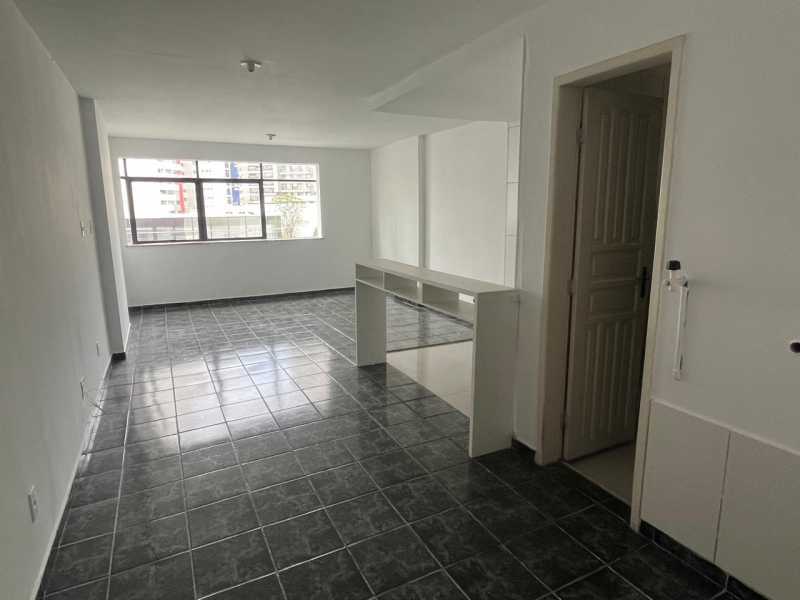 Apartamento à venda com 1 quarto, 43m² - Foto 3