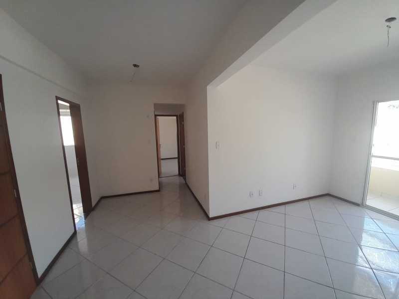 Apartamento à venda com 2 quartos, 64m² - Foto 2