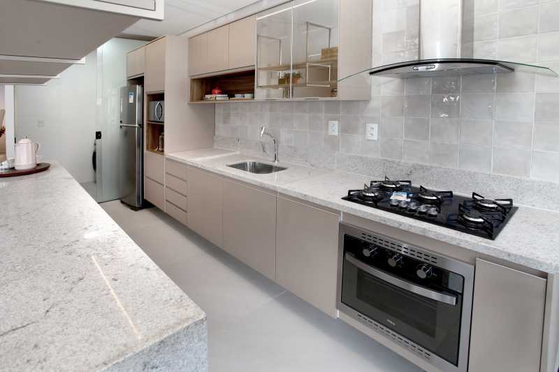 Apartamento à venda com 3 quartos, 117m² - Foto 12