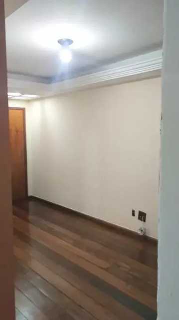 Apartamento para alugar com 3 quartos, 70m² - Foto 4