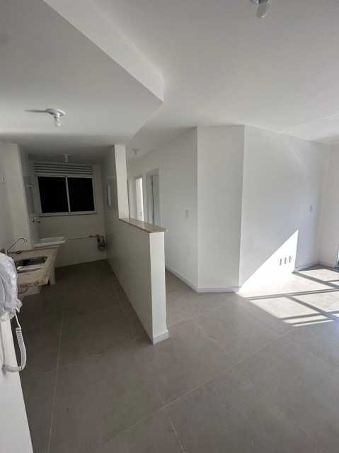 Apartamento à venda com 2 quartos, 64m² - Foto 9