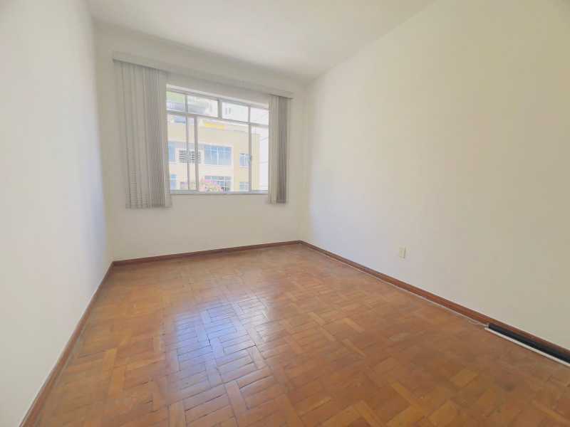 Apartamento para alugar com 3 quartos, 80m² - Foto 6