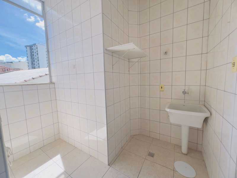 Apartamento para alugar com 3 quartos, 80m² - Foto 11