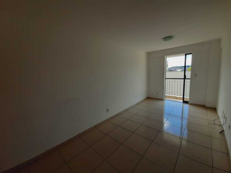 Apartamento à venda com 2 quartos, 55m² - Foto 2