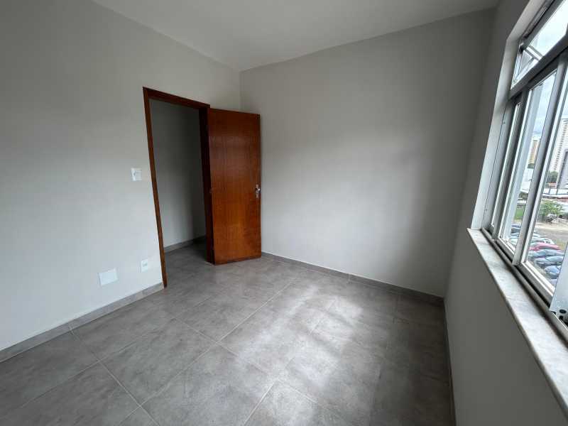 Apartamento para alugar com 2 quartos, 68m² - Foto 11