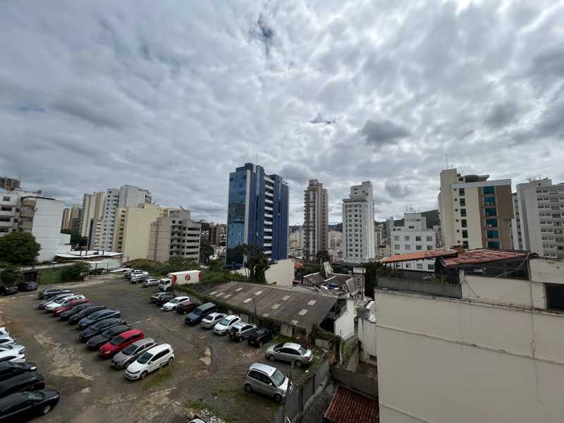 Apartamento para alugar com 2 quartos, 68m² - Foto 17