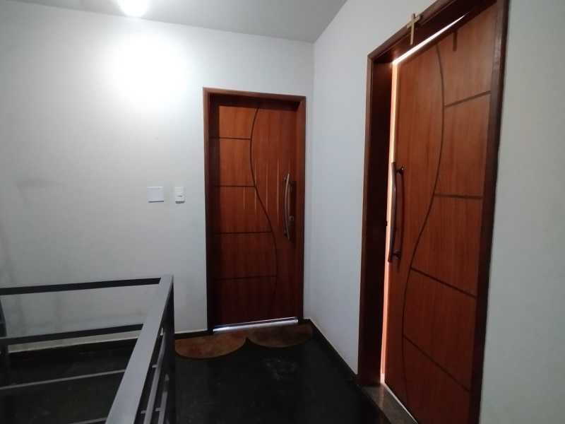 Cobertura à venda com 3 quartos, 90m² - Foto 3