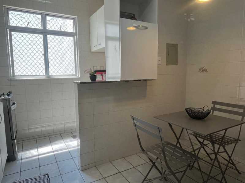 Apartamento à venda com 2 quartos, 68m² - Foto 21