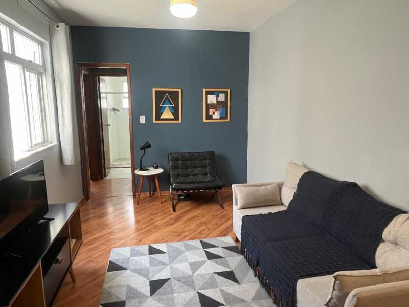 Apartamento à venda com 2 quartos, 68m² - Foto 5