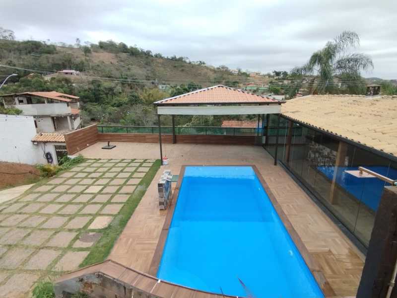 Chácara à venda com 2 quartos, 250m² - Foto 12