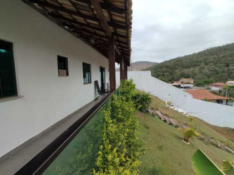 Chácara à venda com 2 quartos, 250m² - Foto 18