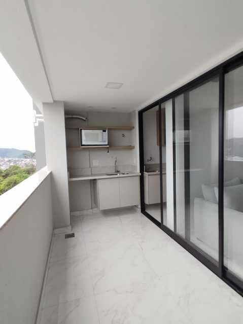 Apartamento à venda com 3 quartos, 142m² - Foto 11