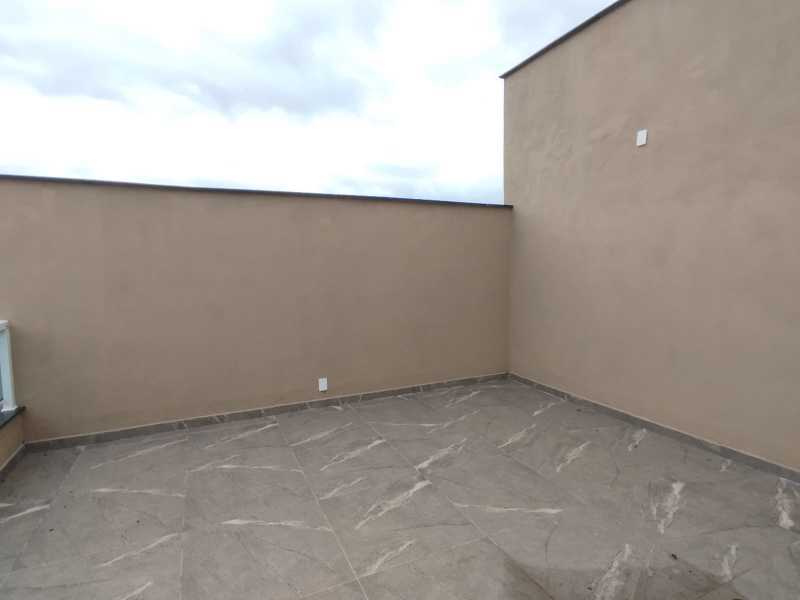 Casa à venda com 2 quartos, 100m² - Foto 25