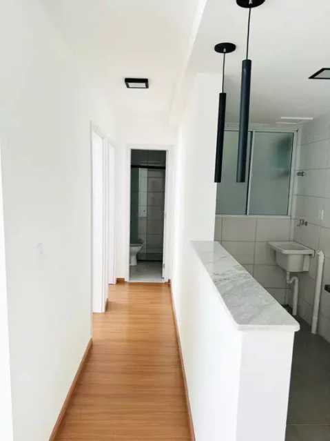 Apartamento à venda com 2 quartos, 57m² - Foto 9