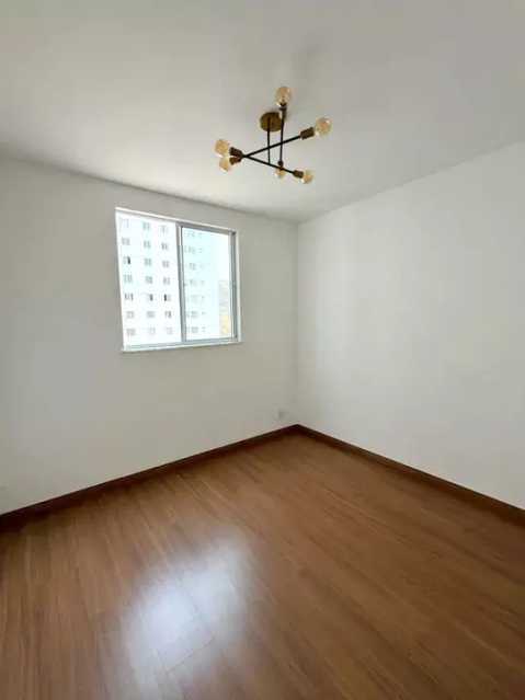 Apartamento à venda com 2 quartos, 57m² - Foto 12