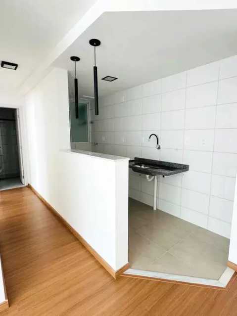 Apartamento à venda com 2 quartos, 57m² - Foto 13