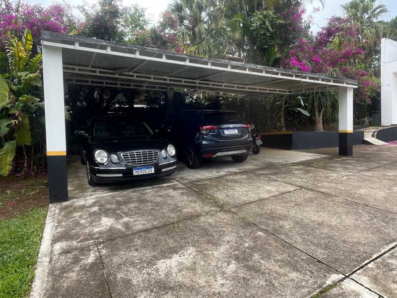 Casa à venda com 4 quartos, 900m² - Foto 3