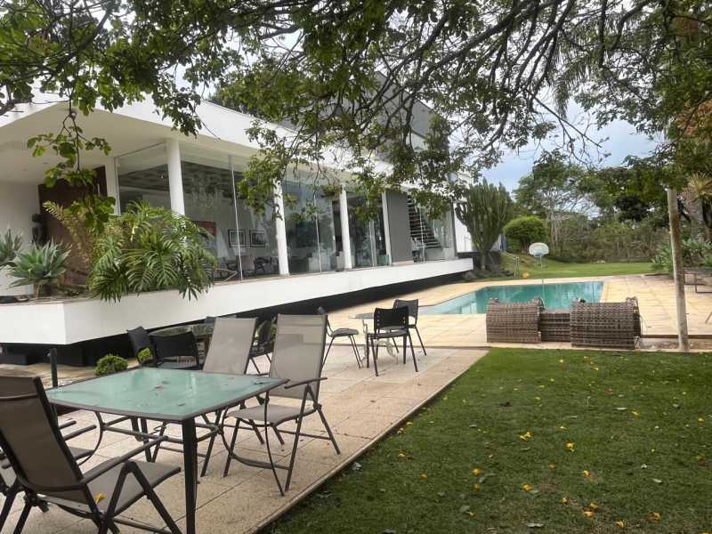 Casa à venda com 4 quartos, 900m² - Foto 6