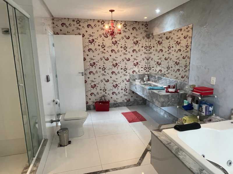 Casa à venda com 4 quartos, 900m² - Foto 30