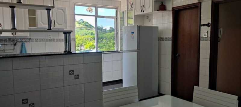 Casa para alugar com 4 quartos, 350m² - Foto 11