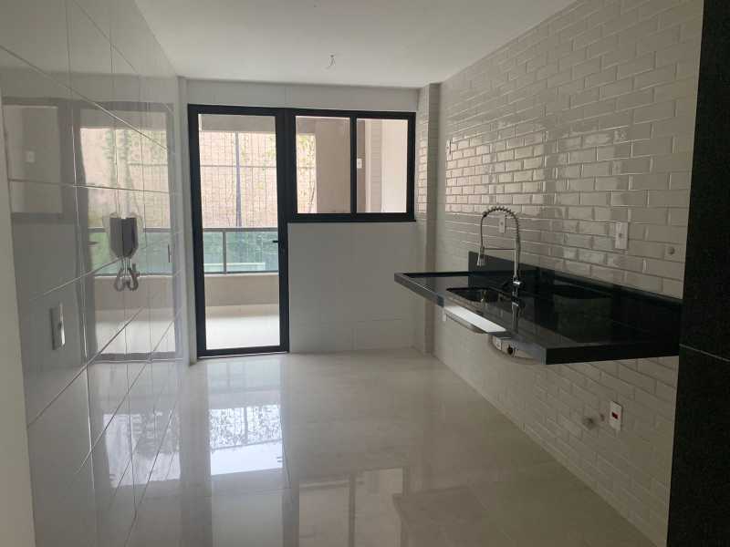 Apartamento à venda com 2 quartos, 94m² - Foto 11